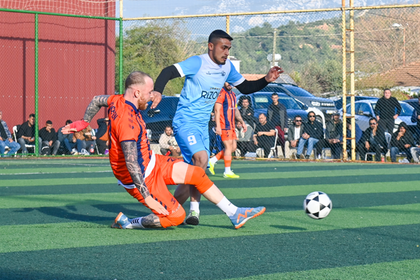 27. Geleneksel Halı Saha Futbol Turnuvası'nda madalyalar verildi