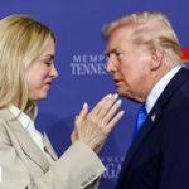 ABD Başkanı Donald Trump, Adalet Bakanı Pam Bondi'yi Epstein dosyalarıyla ilgili tutumu nedeniyle görevden almayı değerlendiriyor