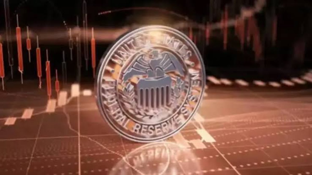 ABD Borsası Karışık Seyretti: Fed Artışı ve Yükselen Hazine Getirileri Baskı Yaptı