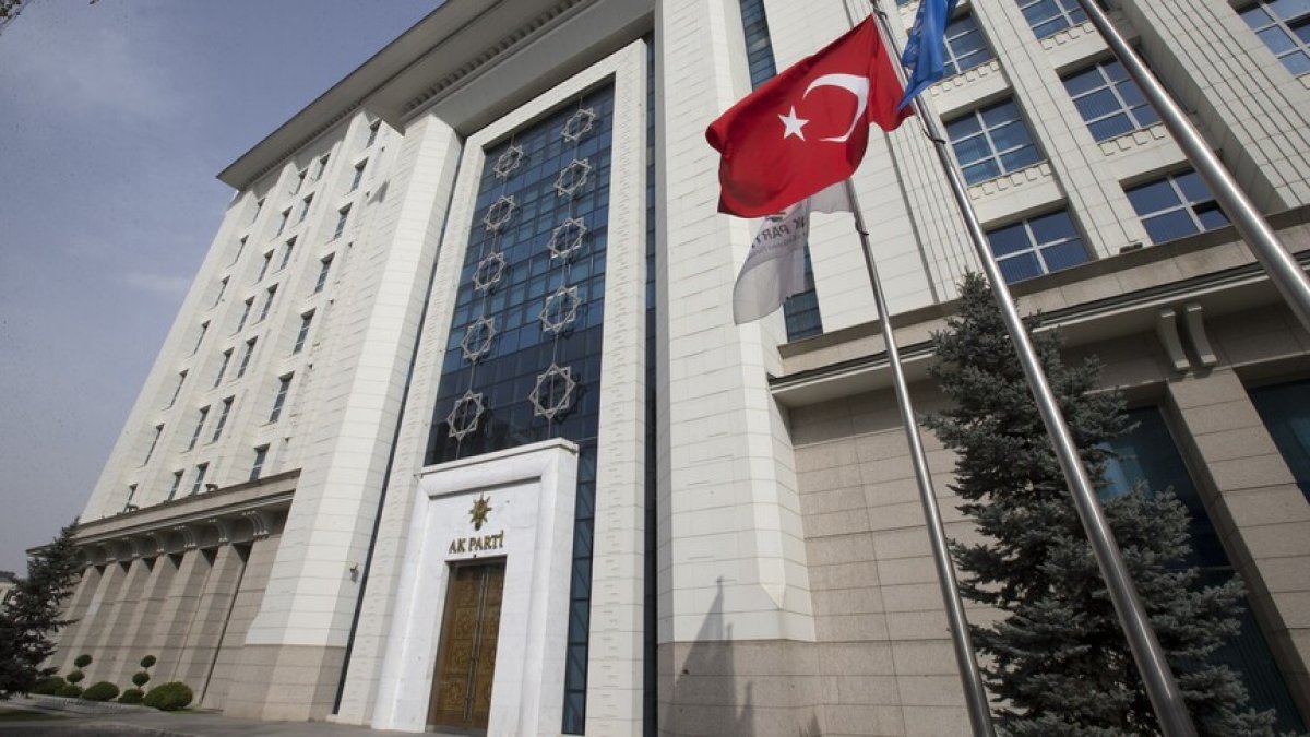 AK Parti'de İl Başkanlığı Değişiklikleri
