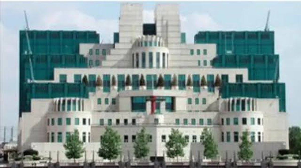 Britanya İstihbaratı: İranlı Casuslar Muhalifler İçin Casus Yazılımı Kullanıyor