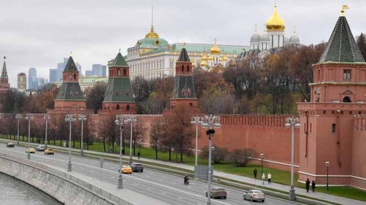 Devler Hâlâ Oyunda: Kremlin, Yabancı Markaları Rus Pazarına Geri Getirdi