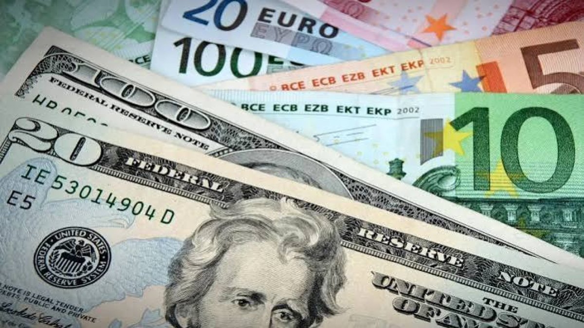 EUR/USD Analizi: Avrupa Mali Endişeleri Parite Basıyor