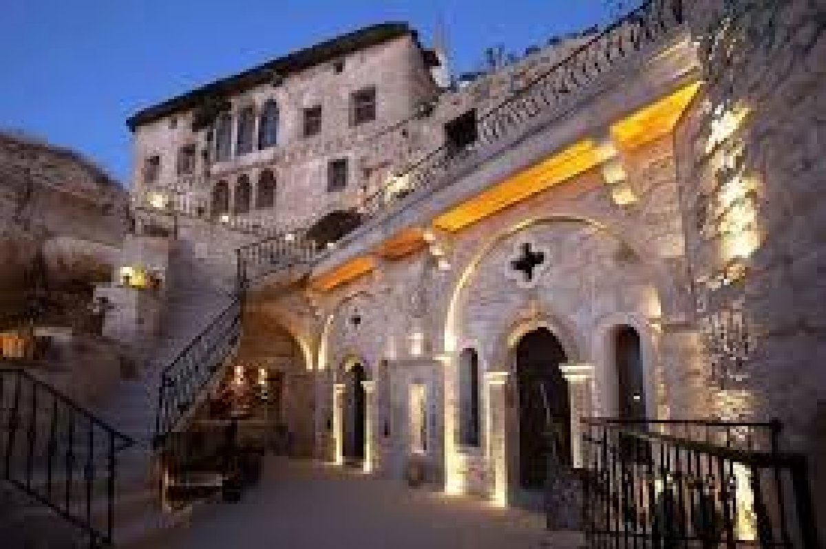 Elika Cave Suites Cappadocia: Kapadokya'da Eşsiz Bir Konaklama Deneyimi