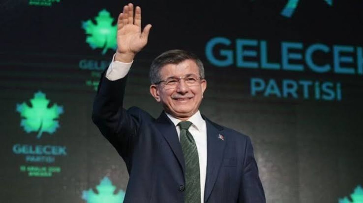Gelecek Partisi feshedildi
