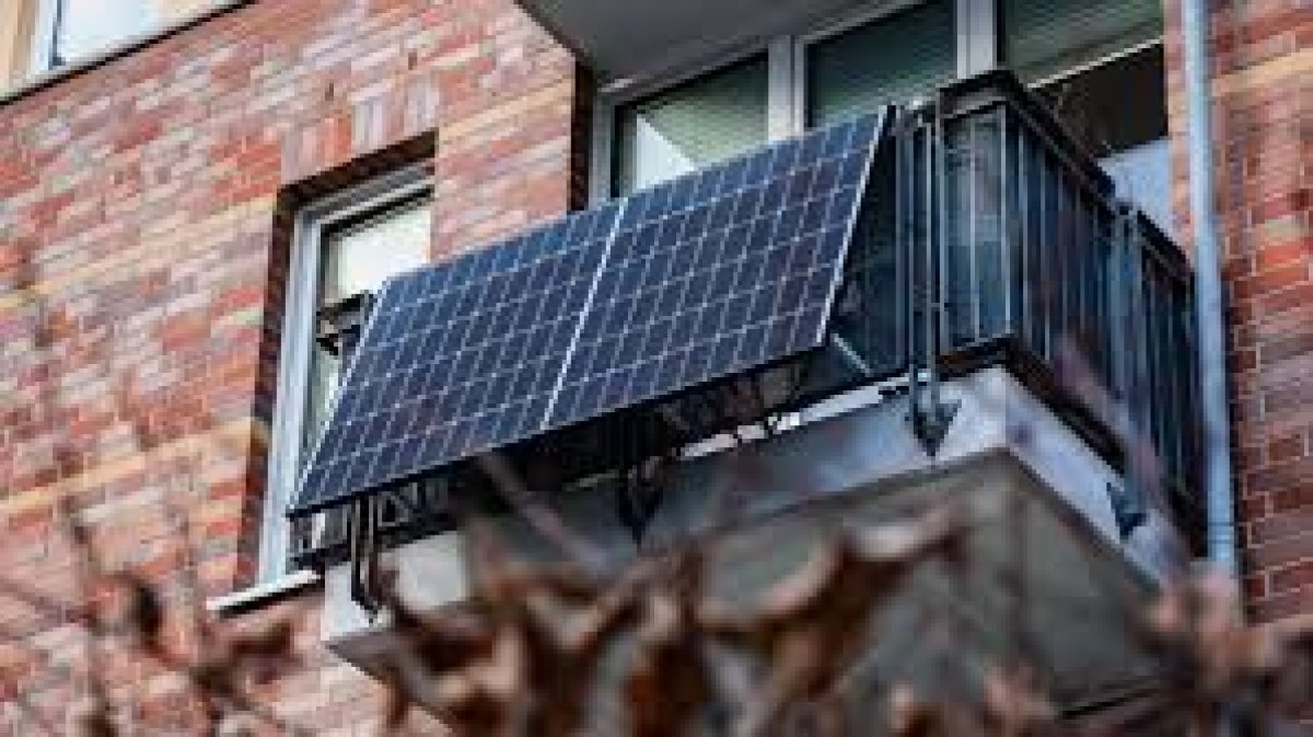 Güneş Enerjisinin Avrupa'daki Yükselişi ve Tak-Çalıştır Sistemler
