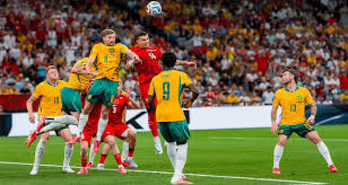 Milli Takım Futbolcularımızı Kanguru Tepti (Sanki) 