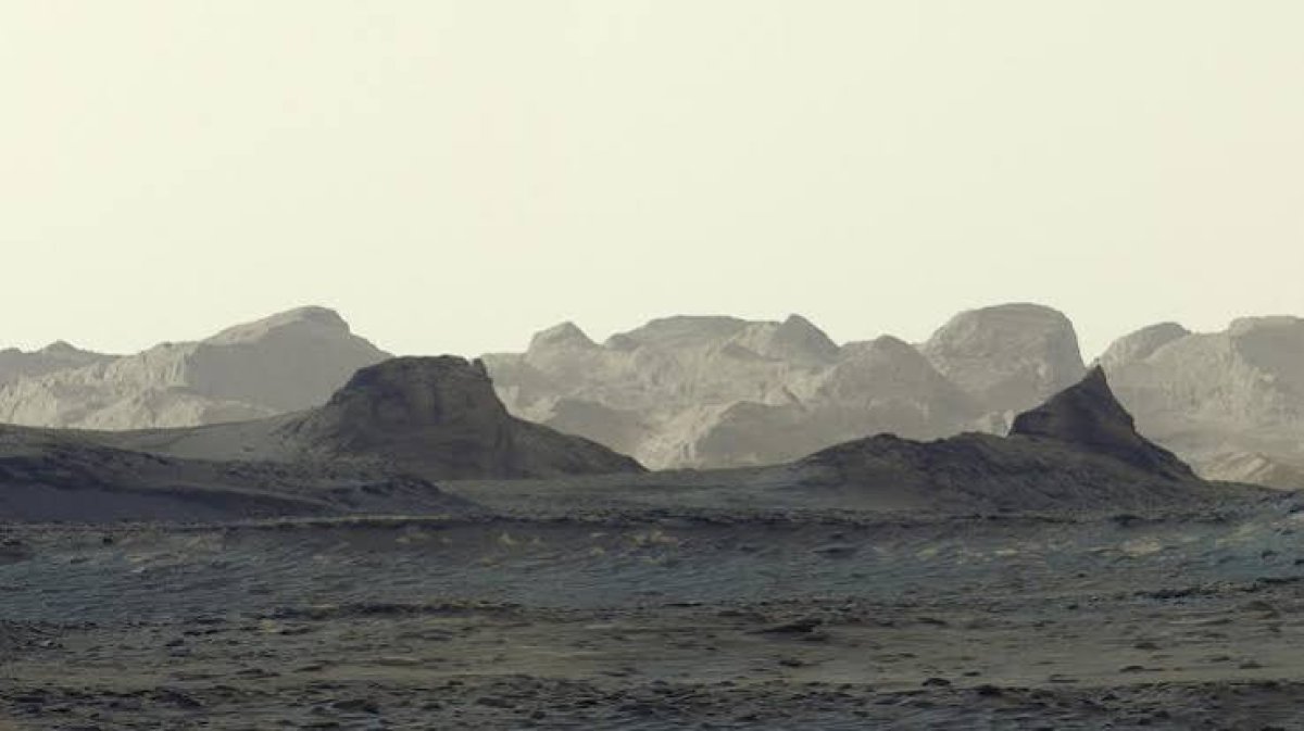 NASA'nın Curiosity Aracı: Mars'ta Tarihi Şafak Fotoğrafı