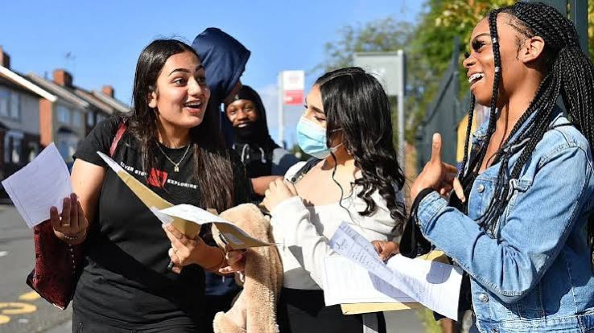 PISA Sonuçları Avrupa'da Eğitim Krizi Ortaya Koydu: Yetişkinler Okumayı Bıraktı, Çocuklar Geride Kaldı