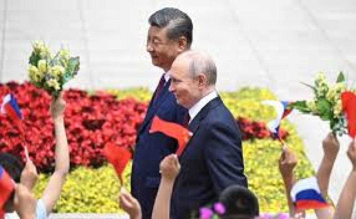Putin'in Çin Ziyareti ve İlişkiler