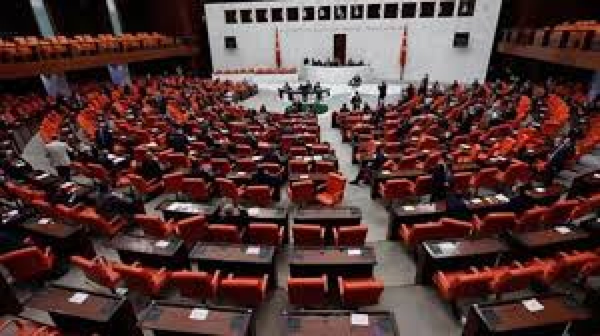  Yurt dışından satın alınan malların Türkiye'ye getirilmeksizin yurt dışında satılmasından elde edilen kazançlar için vergi indirim oranı %95, İstanbul Finans Merkezi bölgesinde bulunan kurumlar için ise %100 olacak.