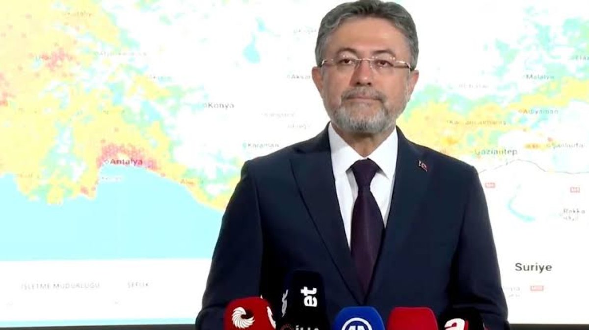 Tarım ve Orman Bakanı Yumaklı: Türkiye'de 115 Yangına Müdahale, 110'u Kontrol Altında