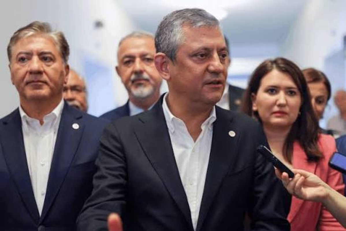 YENİ Parti Genel Başkanı Özgür Özel: İlk Gün Açıklamaları ve Vizyon
