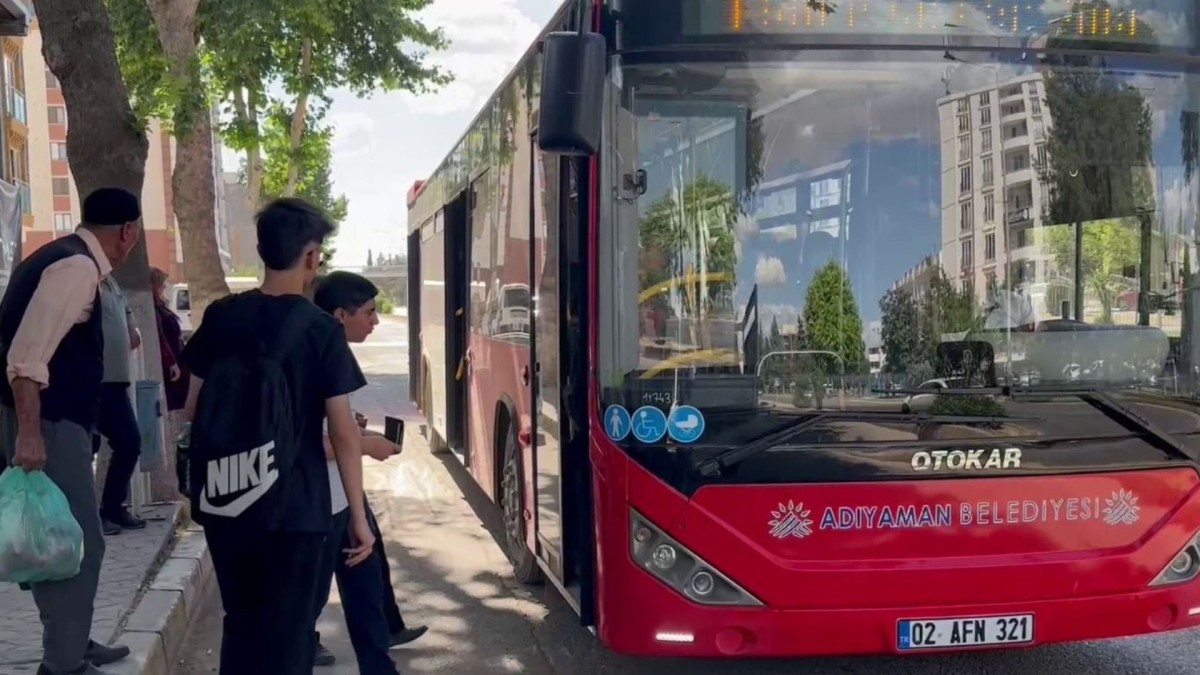 Adıyaman Belediyesi'nden YKS Sınavı’na girecek adaylar için ücretsiz ulaşım desteği