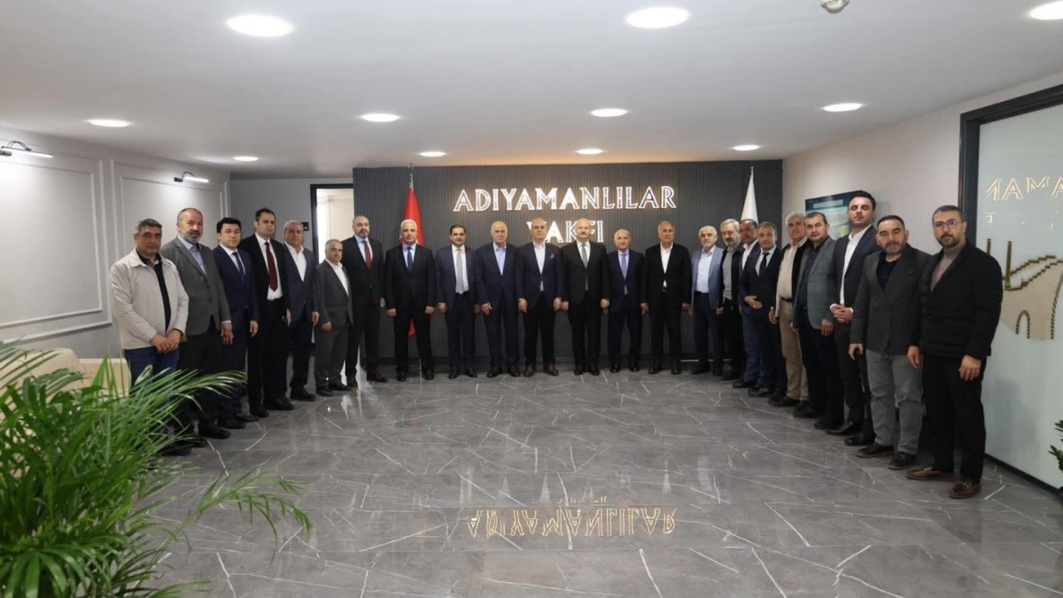 Adıyaman Valisi olarak atanan Küçük’e veda programı: Programa Hüseyin Teke de katıldı