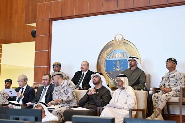 Aliyev ve Al Nahyan, “Barış Kalkanı – 2026” tatbikatını izledi