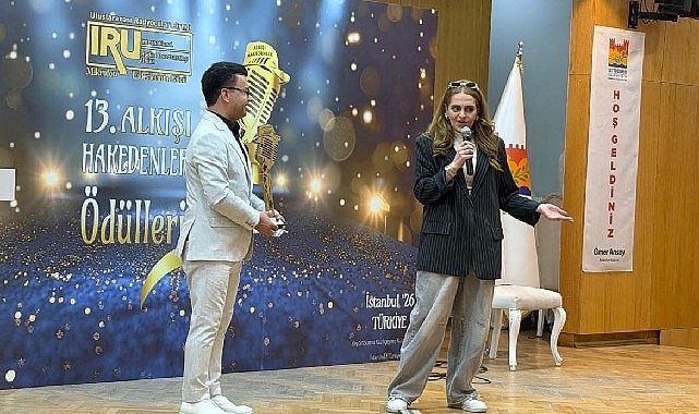 Almina Besra Babar'a büyük onur