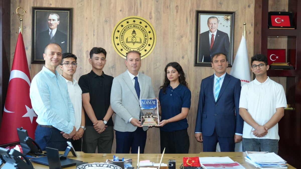 Altınşehir Anadolu Lisesi’nden İl Milli Eğitim Müdürü Tosun’a ziyaret