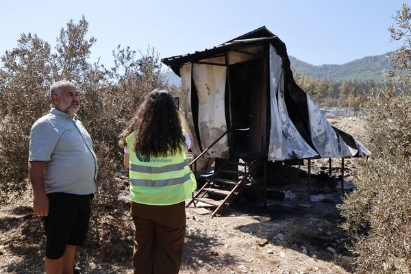 Antalya Büyükşehir Belediyesi yangın bölgesinde hasar tespit çalışmalarına başladı