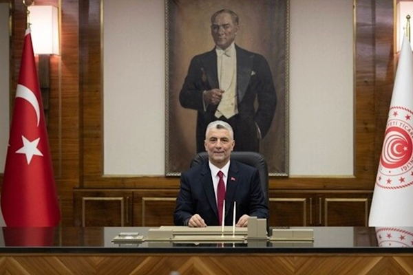 Bakan Bolat, Rusya’nın Ankara Büyükelçisi Vershinin ile görüştü