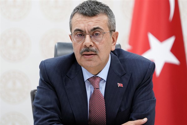 Bakan Tekin, Yozgat’ta Yerköy Belediyesi’ni ziyaret etti