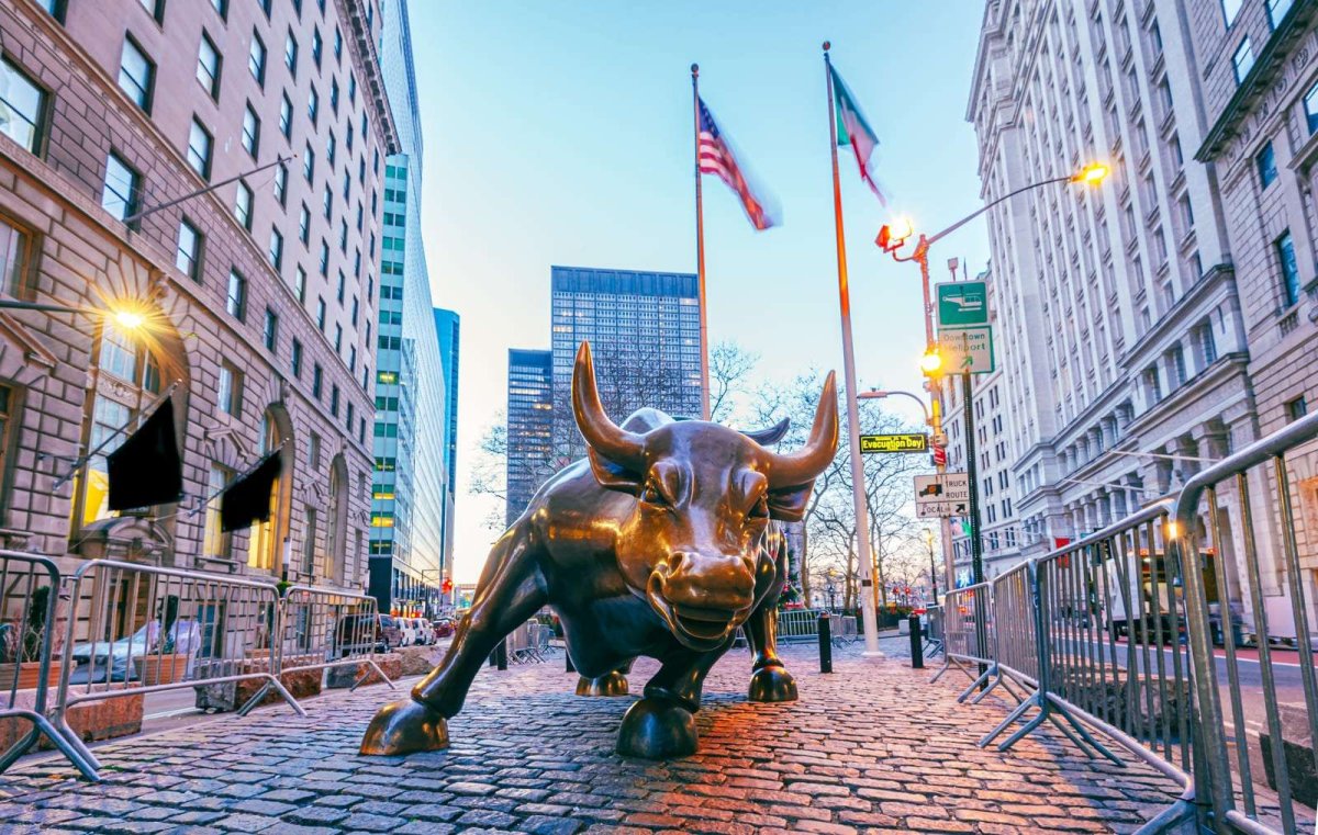 S&P 500 Rekor Kapanış Yaptı: AI Hisseleri Wall Street'i Yukarı Taşıdı