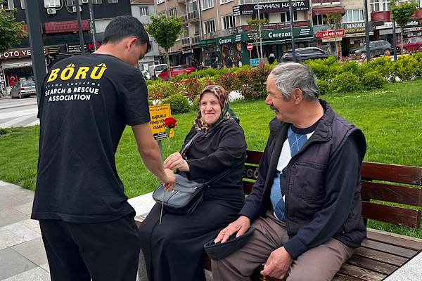 Bursa Genç Börülerden Anneler Günü etkinliği