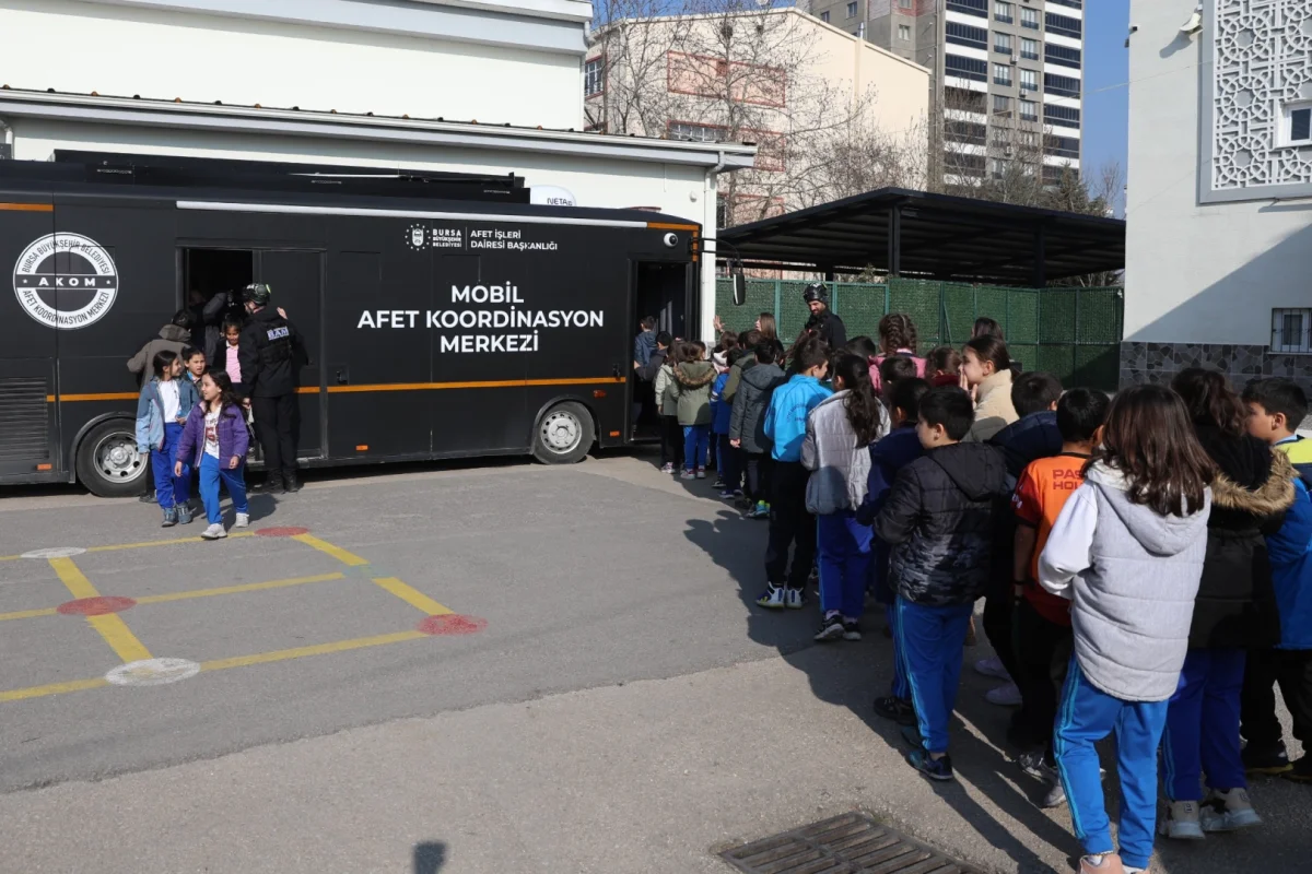 Büyükşehir’den Bursalı Çocuklara Afet Eğitimi
