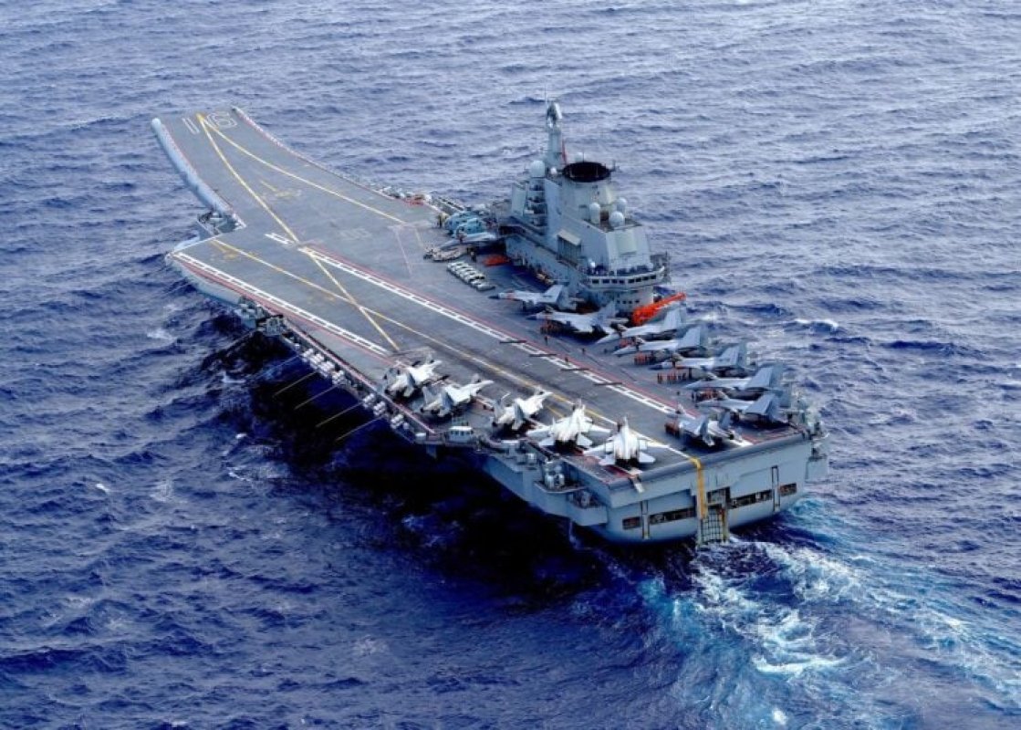 Japonya ve Çin arasındaki askeri gerginliğin artmakta olduğunu gösteriyor. Çin'in Liaoning uçak gemisine yönelik simüle edilmiş saldırılar düzenlendiği iddialar