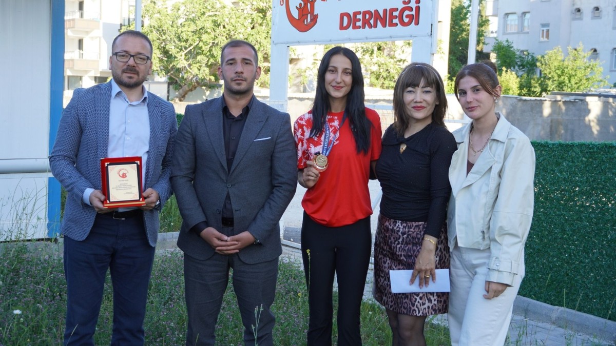 Dünya ikincisi Adıyamanlı milli atlet Kader Güvenç’e destek çağrısı  - Videolu Haber
