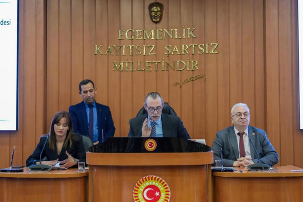 Etimesgut'ta Nisan ayı meclis toplantısının ilk oturumu gerçekleştirildi