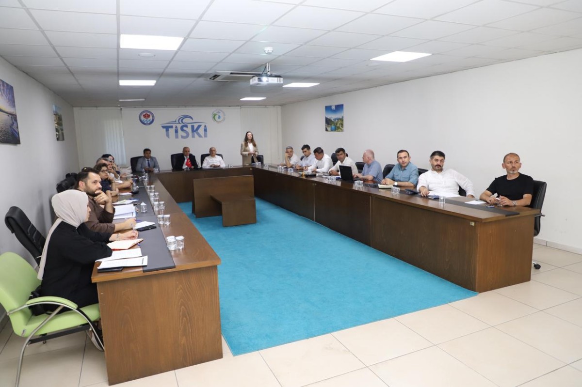KARADENİZ'İN GELECEĞİ TRABZON’DA MASAYA YATIRILDI