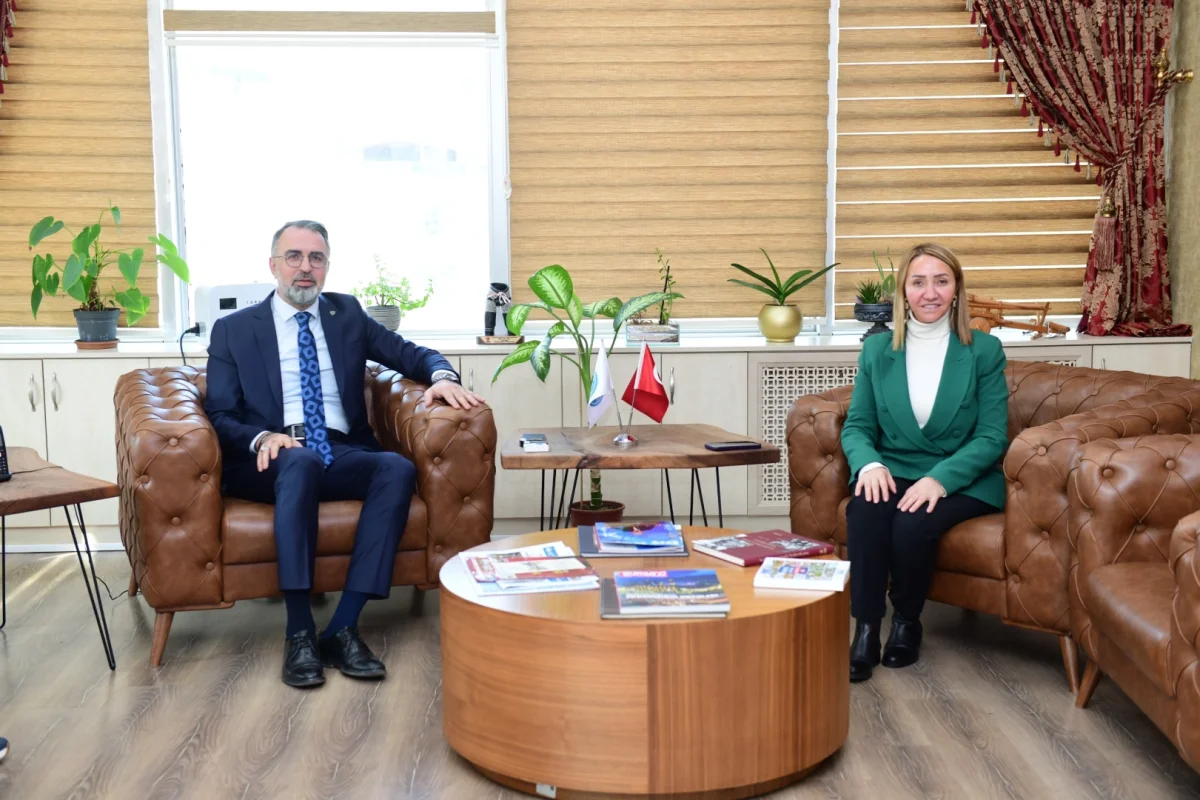 Kestel ve Pazaryeri Başkanlarından Örnek Buluşma