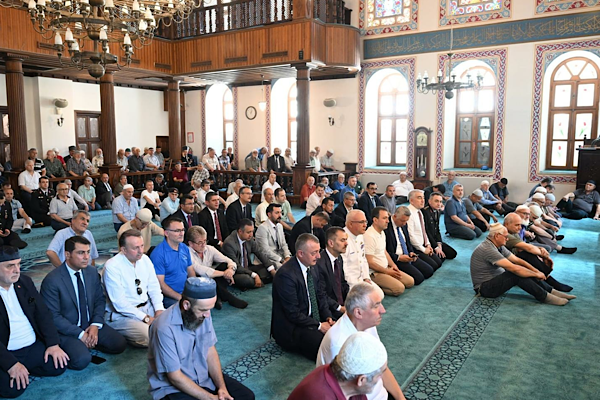 Kocaeli'nde 15 Temmuz şehitleri için Mevlid-i Şerif programı düzenlendi
