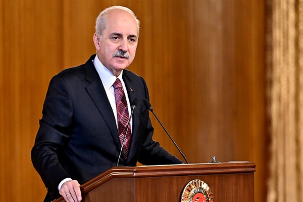 Kurtulmuş: Milli Güreşçimiz Rıza Kayaalp’i yürekten tebrik ediyorum