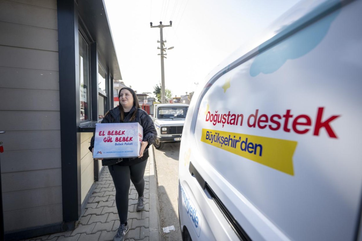 Mersin Büyükşehir’den Dar Gelirli Ailelere Bebek Yardımı