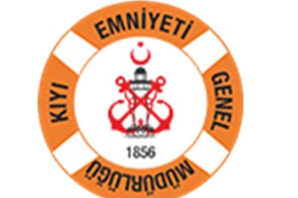 Mersin’de sürüklenen tekne KEGM ekiplerince kurtarıldı