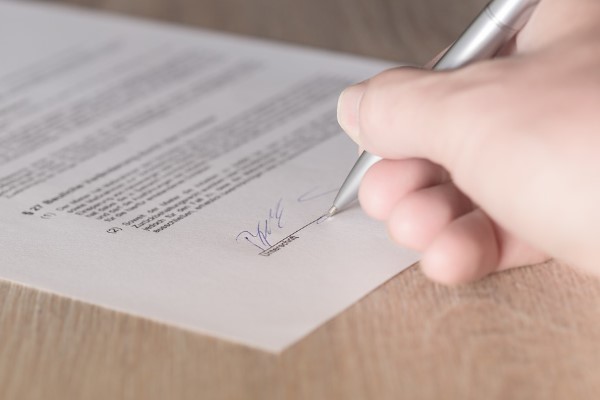 Naturelgaz'dan ihale sözleşmesi