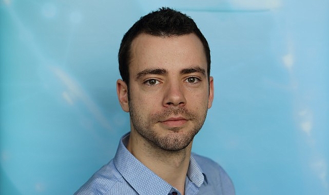 Önü aşk arkası casusluk