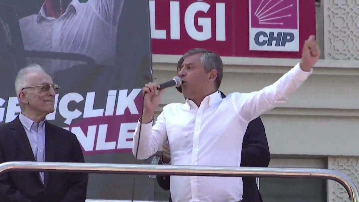 Özgür Özel: ‘Bu adım Türkiye’nin iktidar yürüyüşünün ilk adımıdır’  - Videolu Haber