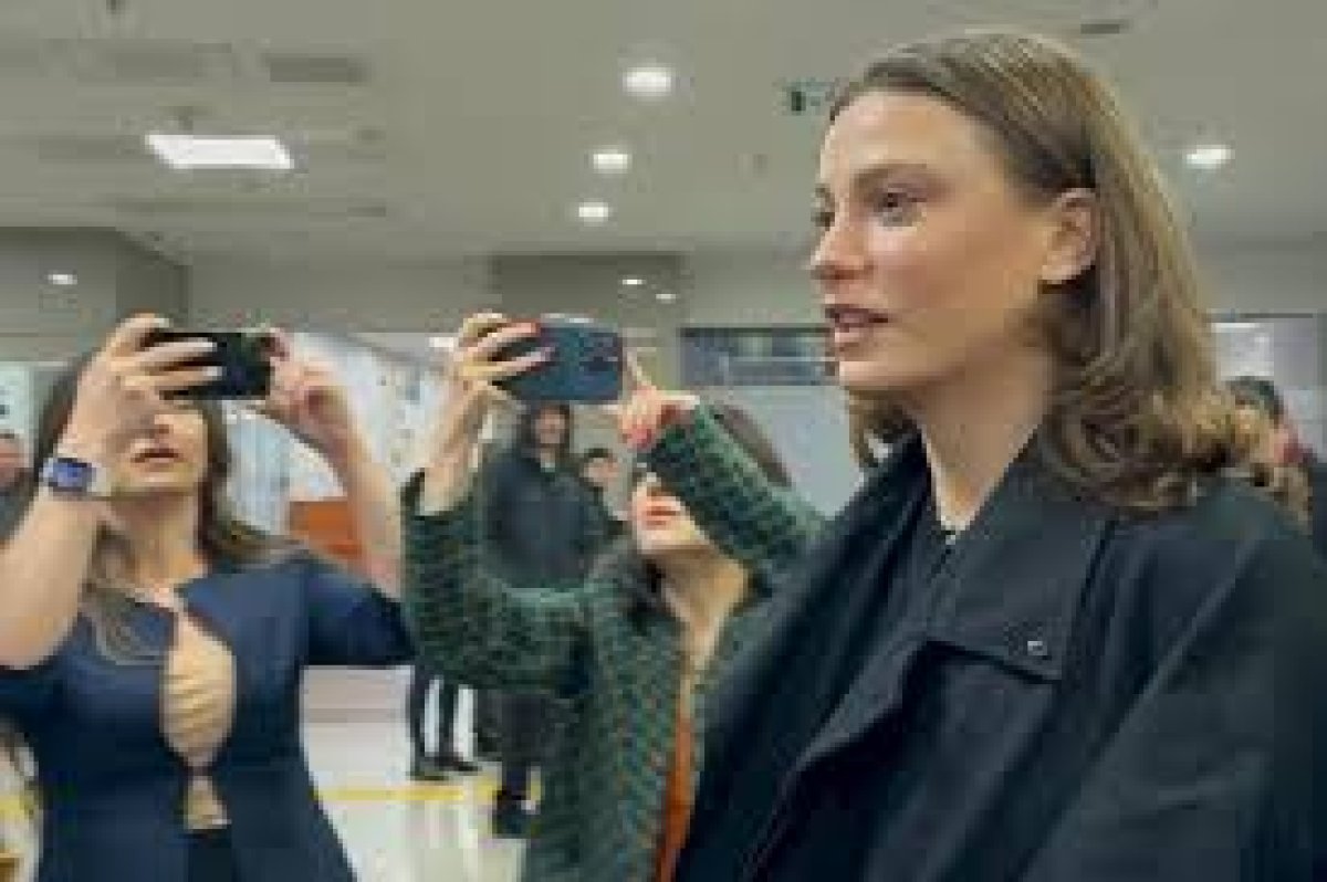 Serenay Sarıkaya  kan ve saç örneği vermesinin ardından serbest bırakıldı.
