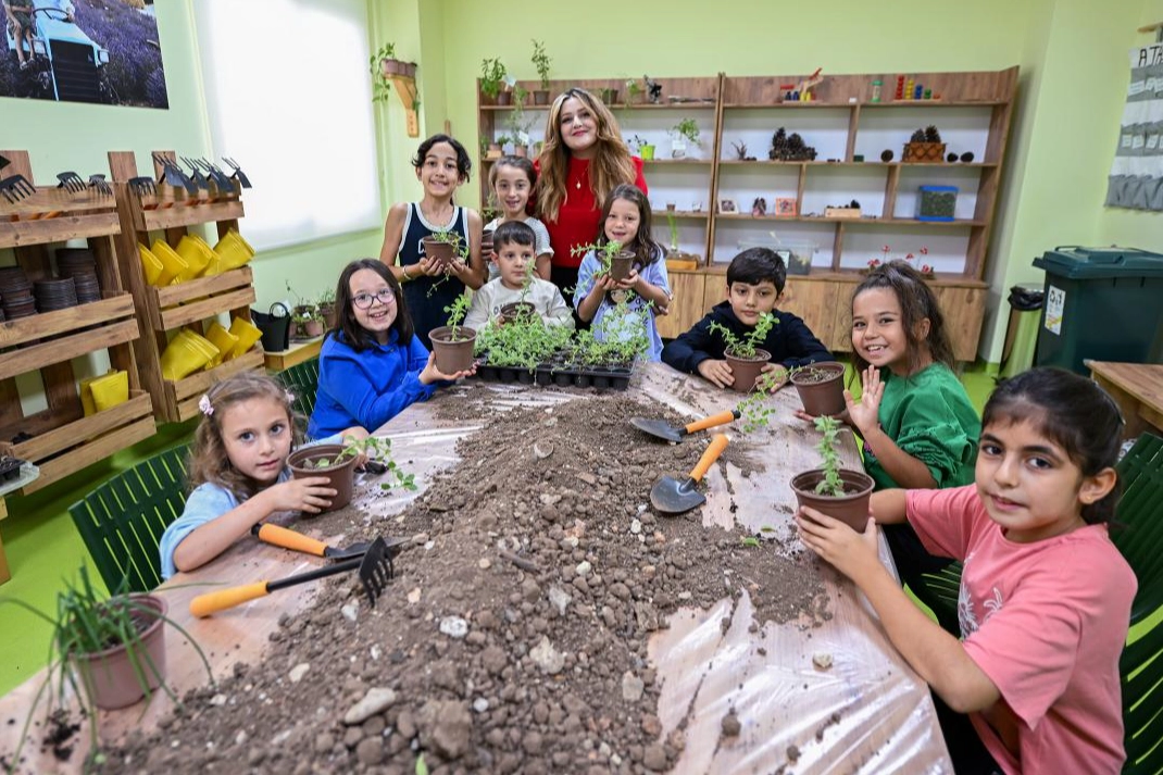 Toroslar Çocuk Kampüsü’nde Minikler İçin Doğa Atölyesi