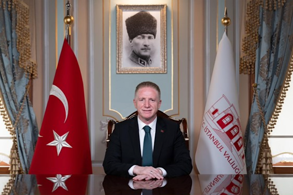 Vali Gül, Gaziosmanpaşa’da ADEM'i ziyaret etti